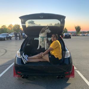 Meet your Posher, Adriana